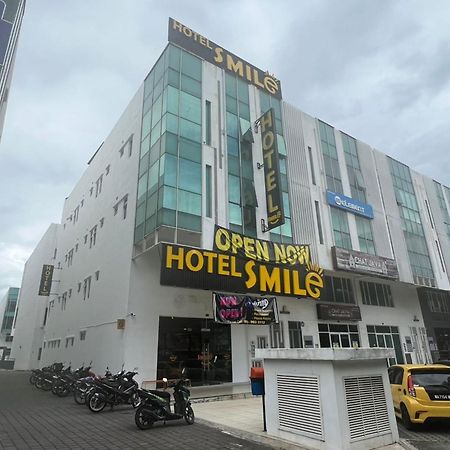 Smile Hotel Subang Airport Shah Alam Zewnętrze zdjęcie