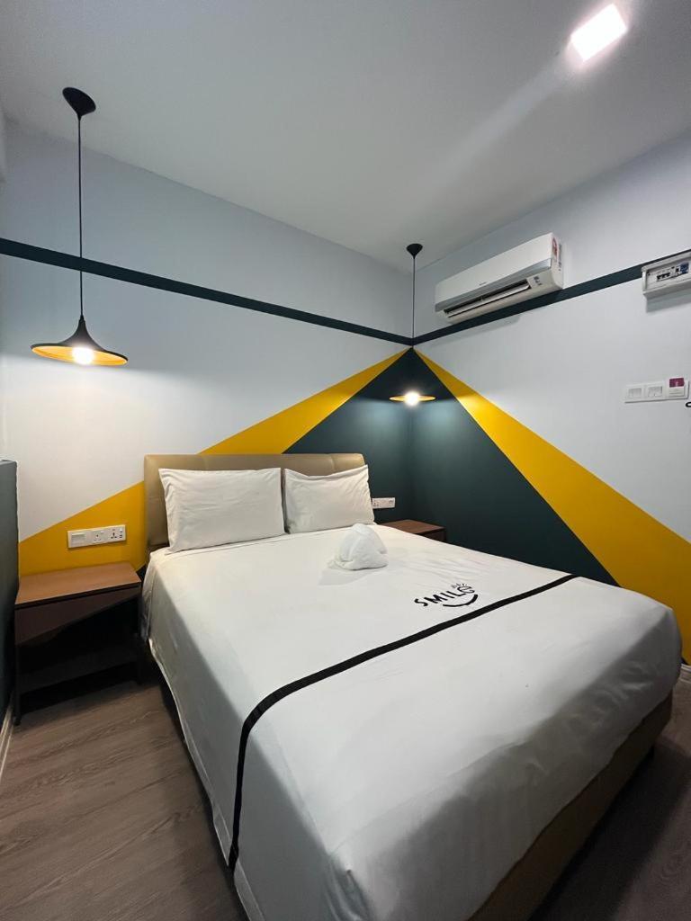 Smile Hotel Subang Airport Shah Alam Zewnętrze zdjęcie