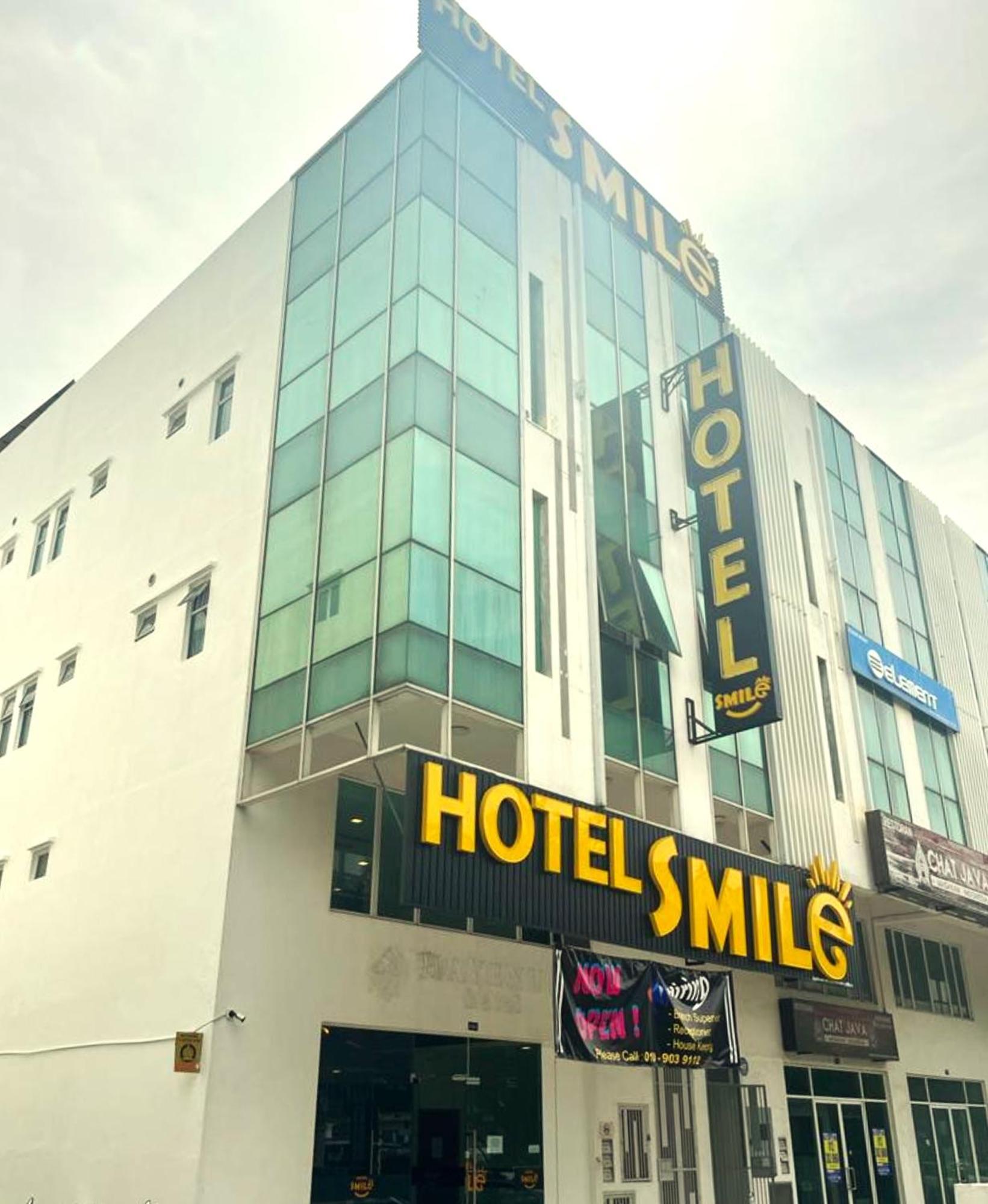 Smile Hotel Subang Airport Shah Alam Zewnętrze zdjęcie