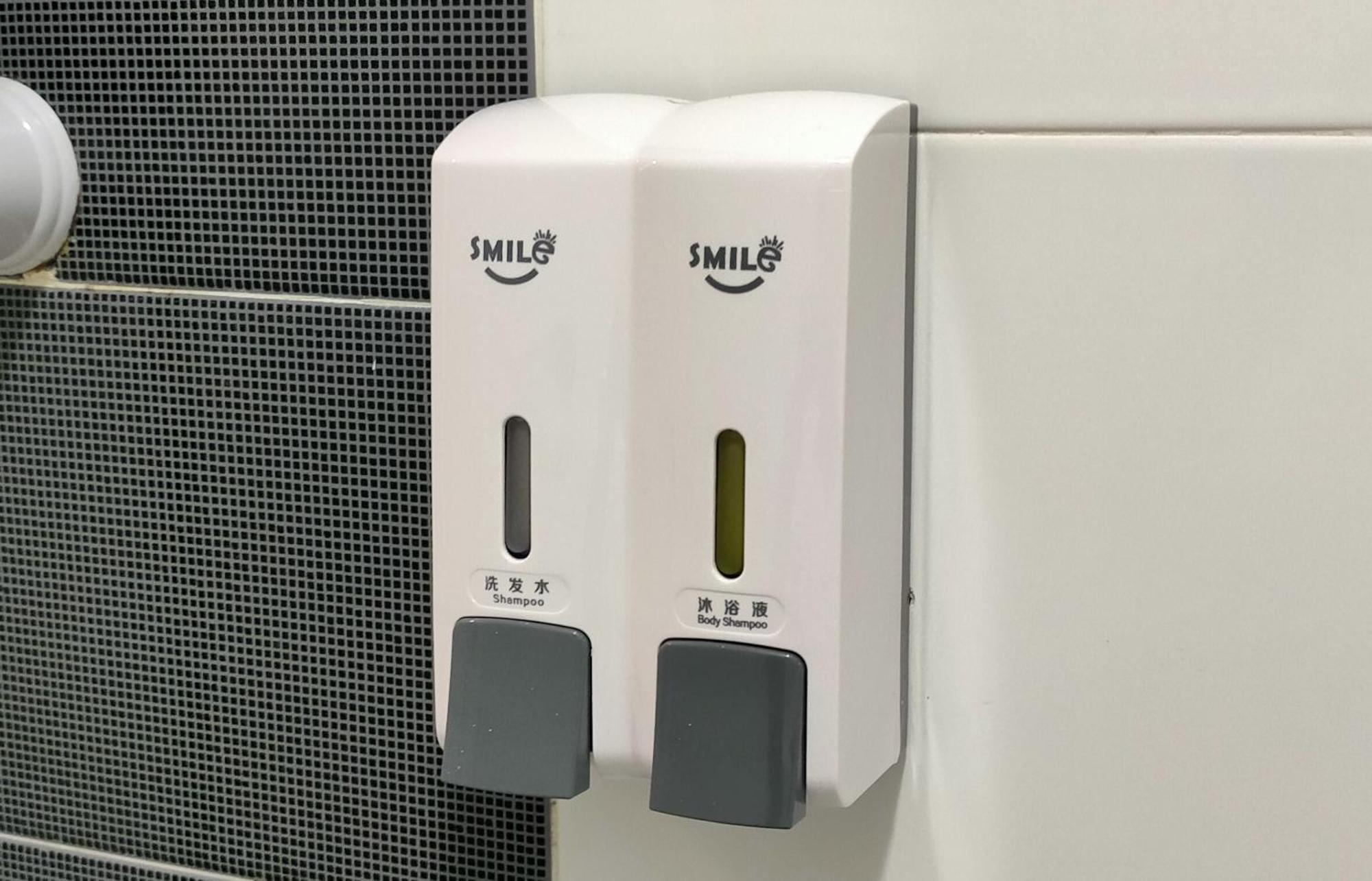 Smile Hotel Subang Airport Shah Alam Zewnętrze zdjęcie